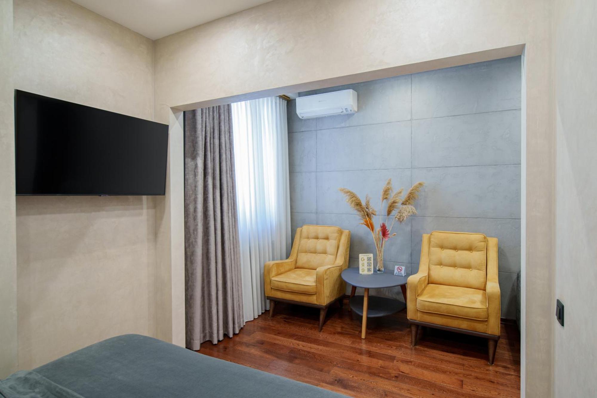 Arch Apart Hotel เยเรวาน ภายนอก รูปภาพ